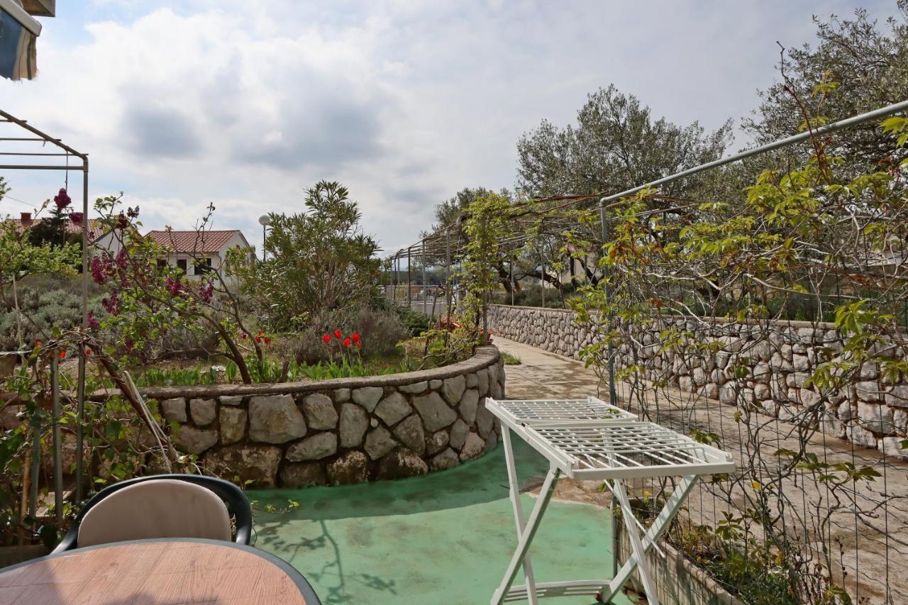 Studio Punat 5410A Buitenkant foto
