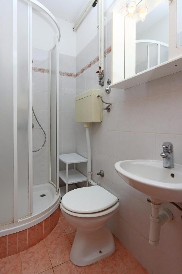 Studio Punat 5410A Buitenkant foto